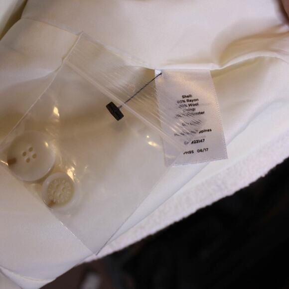 Talbots Wool Blend Jacket Blazer Cream White Size 4 - Picture 5 of 5